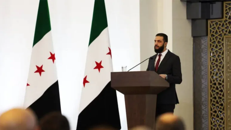 تعليق جديد من الخارجية العراقية على امكانية حضور احمد الشرع لقمة بغداد