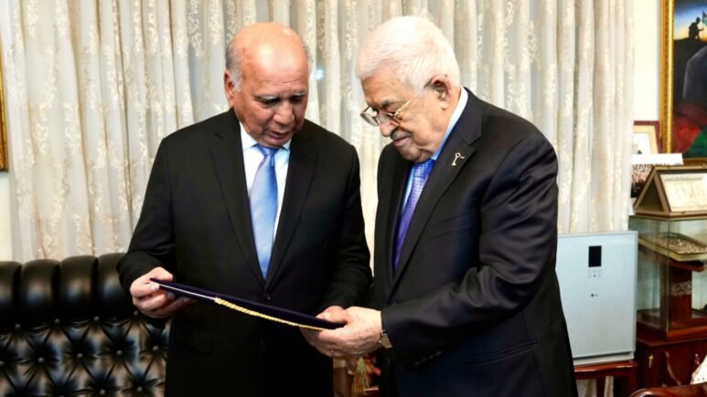 حسين يلتقي عباس.. دعوة رسمية واتفاق تعاون في 3 ميادين بين العراق وفلسطين